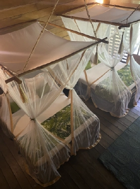 on-vacation-colombia-destino-amazonas-hotel-amazon-habitacion-superior-triple