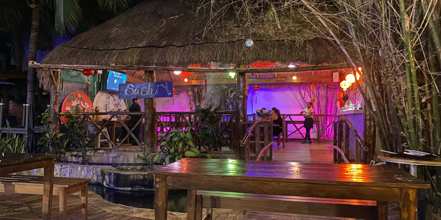 on-vacation-colombia-destino-cancun-hotel-dos-playas-restaurante-sushi-1536x768