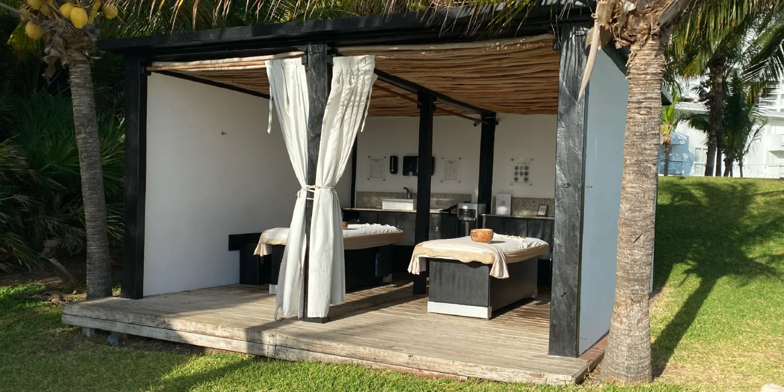 on-vacation-colombia-destino-cancun-hotel-dos-playas-spa-1536x768