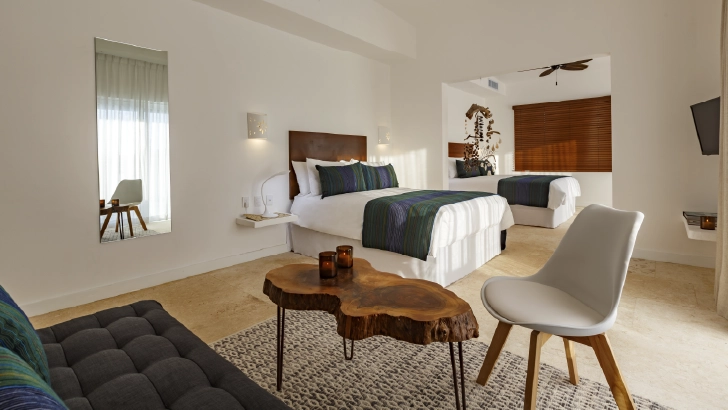 on-vacation-colombia-destino-cancun-hotel-hm-playa-del-carmen-habitacion-junior-suite-727x409px_1