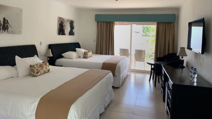 on-vacation-colombia-destino-cancun-hoteles-princess-habitacion-01-1