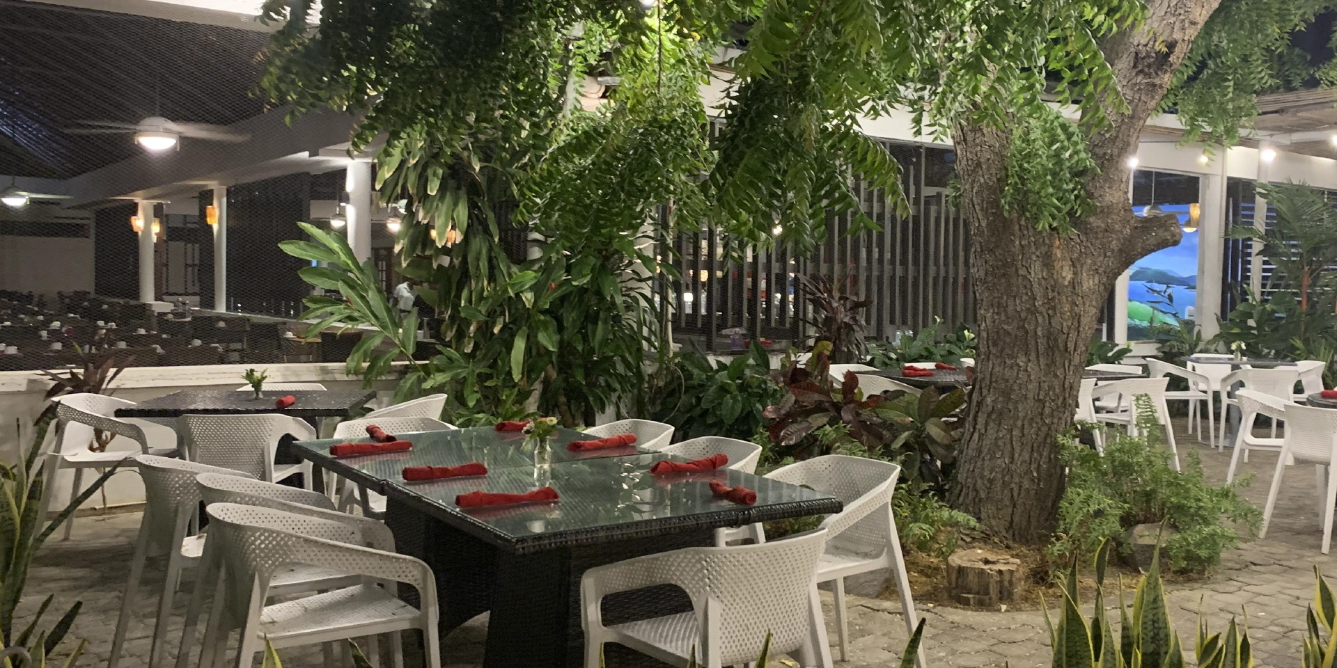 on-vacation-colombia-destino-cancun-hoteles-princess-lobby-1