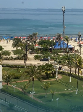 on-vacation-colombia-destino-cartagena-hotel-holidayInn-lugares-turisticos-playa-bocagrande