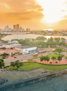 on-vacation-colombia-destino-cartagena-hotel-holidayInn-servicios-extras-city-tour