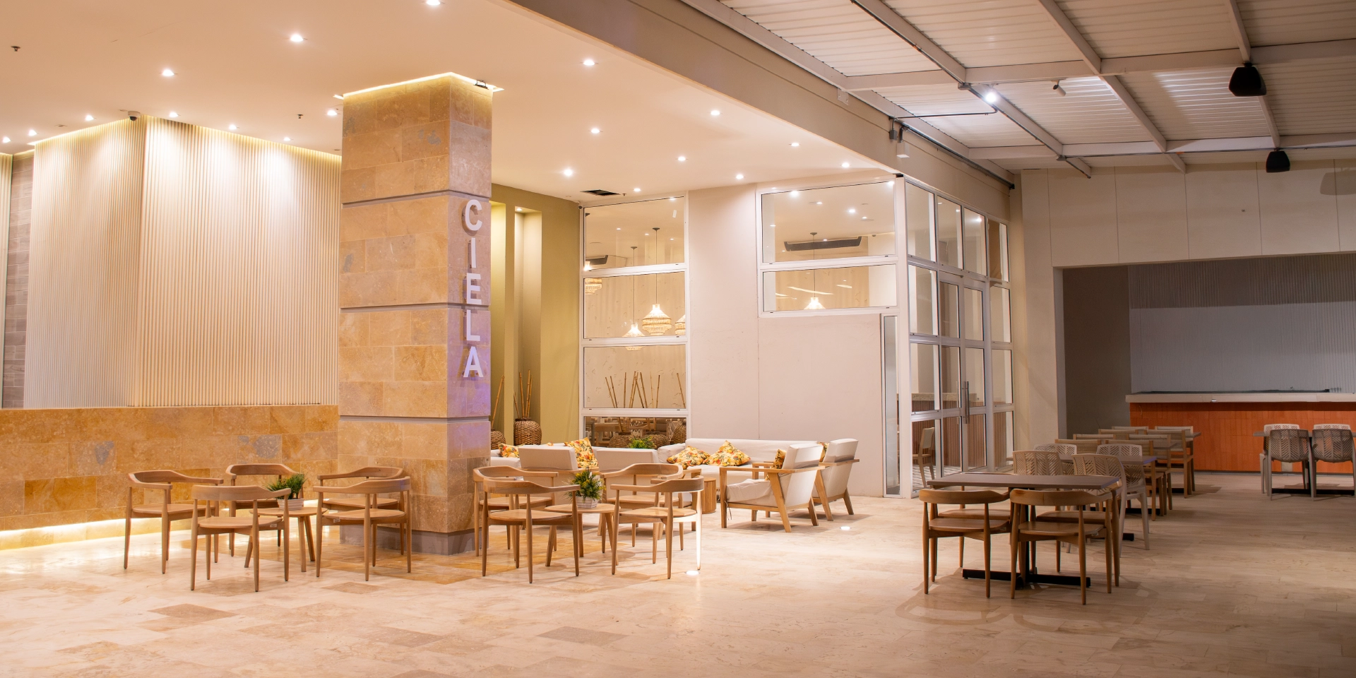 on-vacation-colombia-destino-covenas-hotel-ciela-lobby-hotel