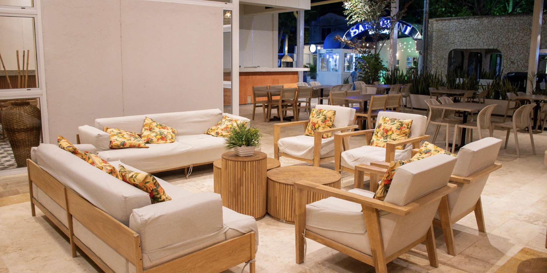 on-vacation-colombia-destino-covenas-hotel-ciela-lobby