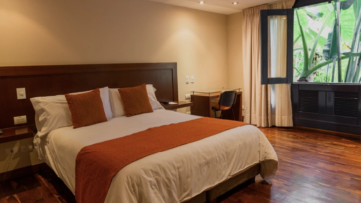 on-vacation-colombia-destino-eje-cafetero-hotel-termales-el-otono-habitacion-deluxe