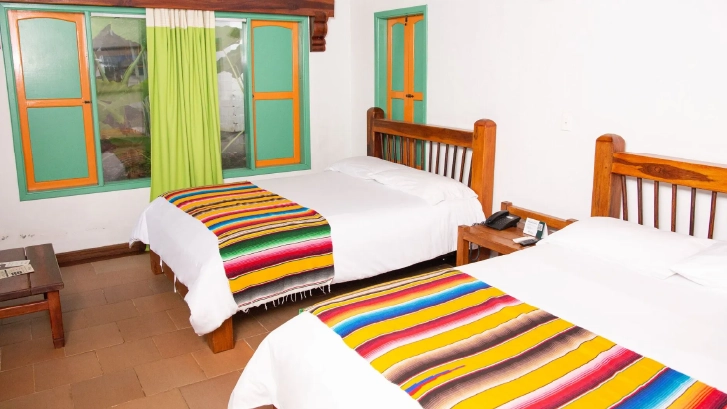 on-vacation-colombia-destino-eje-cafetero-hotel-termales-el-otono-habitacion-superior-campestre