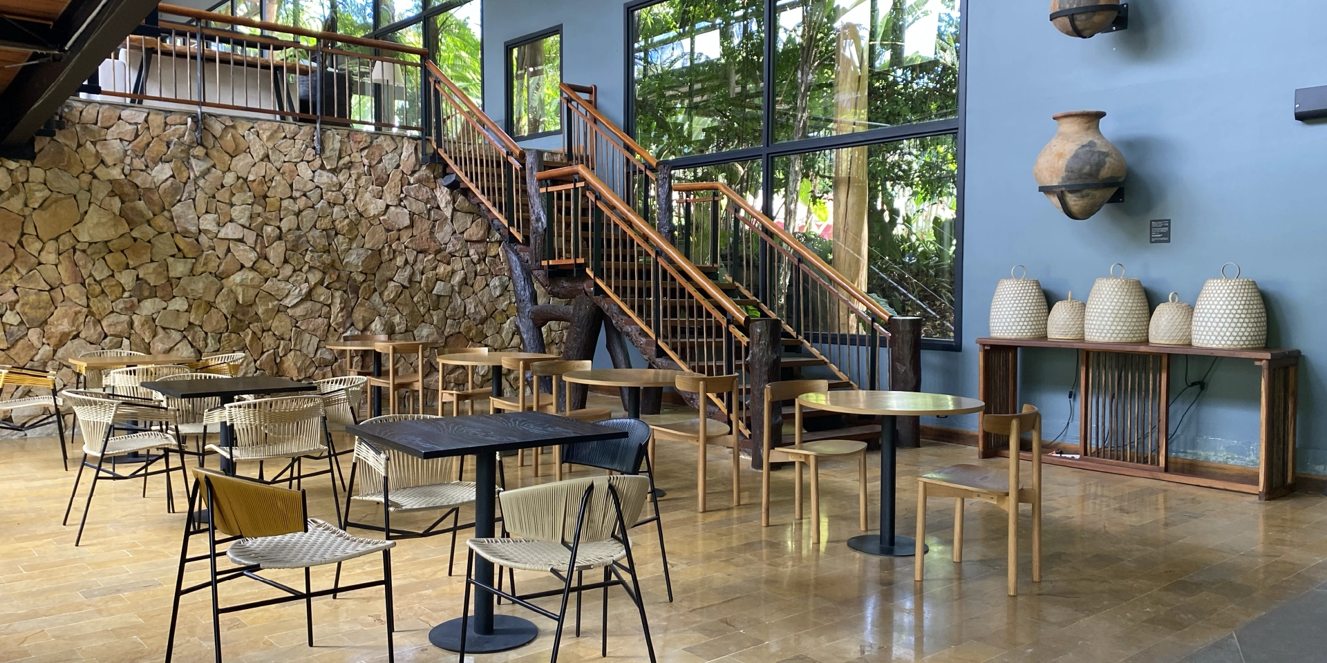 on-vacation-colombia-destino-eje-cafetero-hotel-termales-el-otono-restaurante