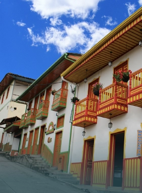 on-vacation-colombia-destino-eje-cafetero-hotel-termales-el-otono-servicios-turisticos-ruta-venecia