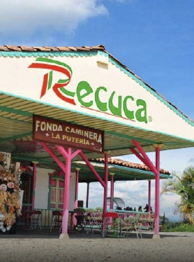 on-vacation-colombia-destino-eje-cafetero-servicios-lugares-turisticos-parque-recuca