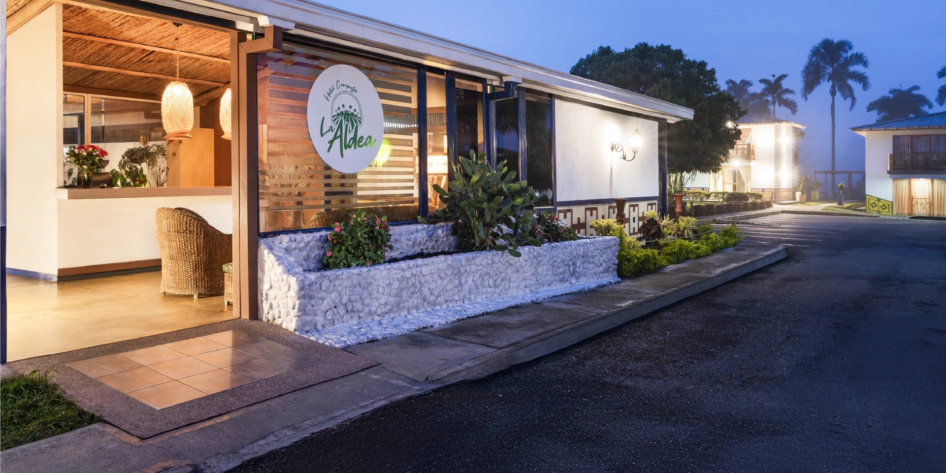 on-vacation-colombia-destino-hotel-la-aldea-1920x960-1-1 (1)