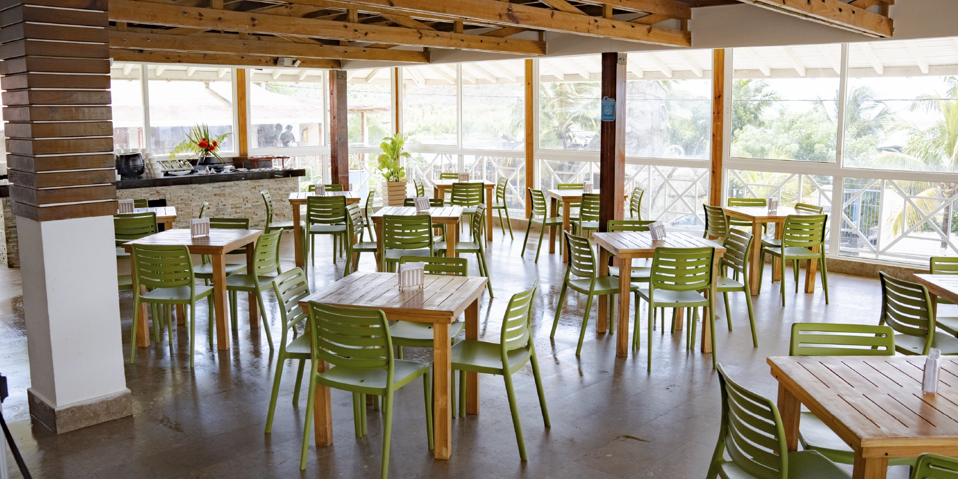 on-vacation-colombia-destino-nacional-san-andres-hotel-cove-restaurante