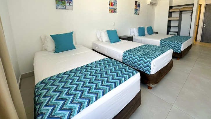 on-vacation-colombia-destino-nacional-san-andres-hotel-plaza-las-americas-habitacion-acomodacion-triple