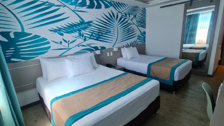 on-vacation-colombia-destino-nacional-san-andres-hotel-portobelo-plaza-de-las-americas-habitacion-acomodacion-triple