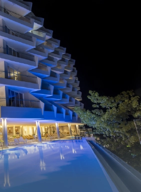 on-vacation-colombia-destino-san-andres-servicios-extras-atracciones-show-nocturno