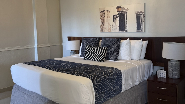 on-vacation-colombia-destino-santo-domingo-hotel-hodelpa-caribe-colonial-habitacion-superior_2