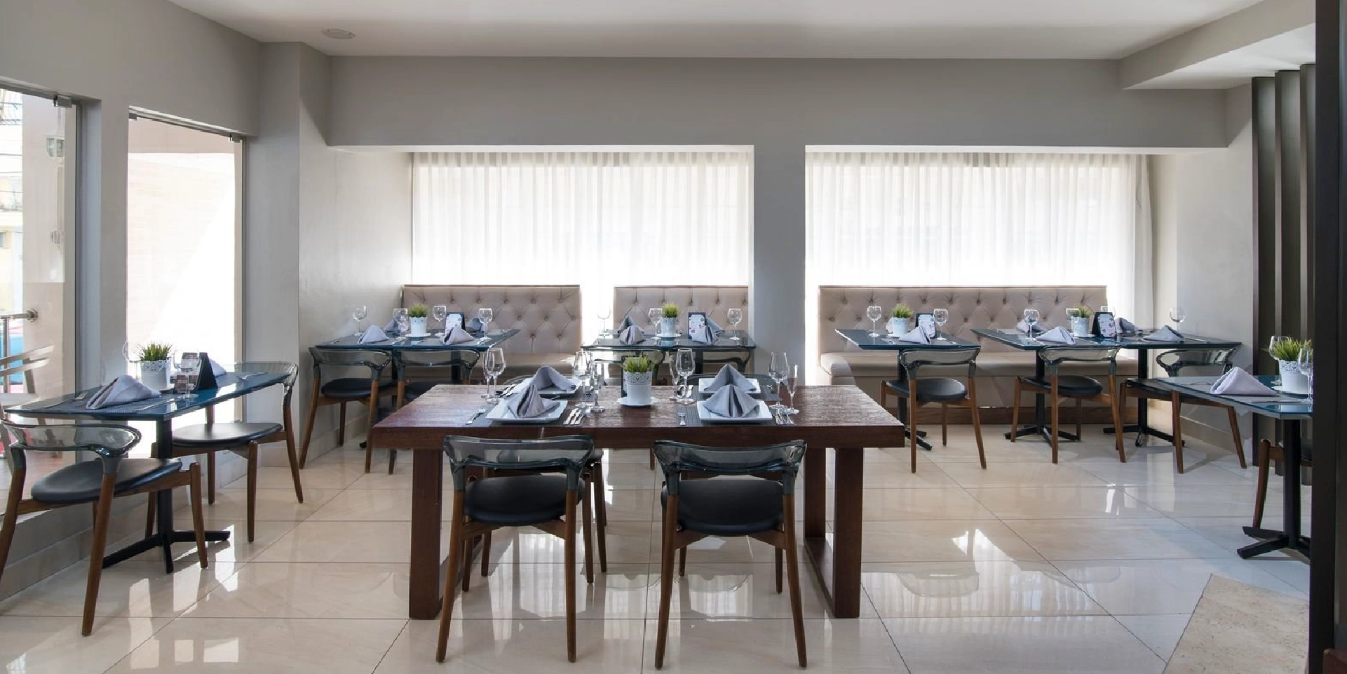 on-vacation-colombia-destino-santo-domingo-hotel-hodelpa-caribe-colonial-restaurante-1920x960px_2