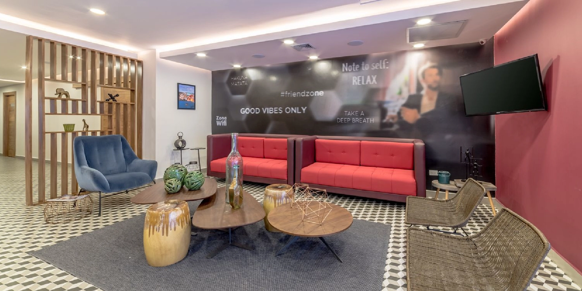 on-vacation-colombia-destino-santo-domingo-hotel-novus-plaza-hodelpa-lobby-1920x960px