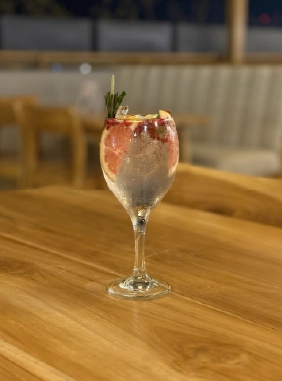 on-vacation-destino-colombia-san-andres-la-marea-rooftop-hotel-caribbean-7-copy-2