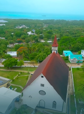 on-vacation-ecuador-destino-san-andres-hotel-tone-servicios-lugares-turisticos-iglesia-bautista