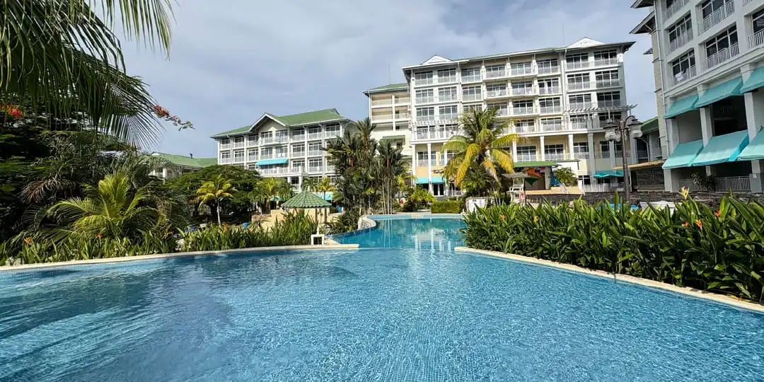 on-vacation-colombia-destino-panama-hotel-bijao-beach-resort-1920x960px-_172x-100