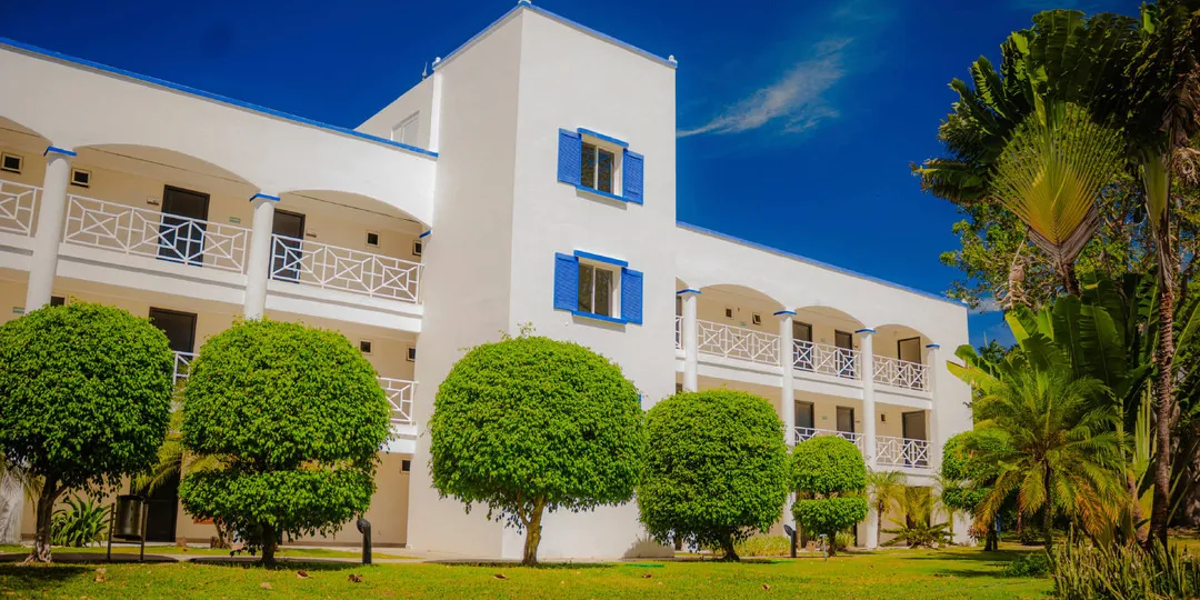 on-vacation-colombia-destino-panama-hotel-playa-blanca72x-100-elementor-io-optimized-convertido-de-jpg