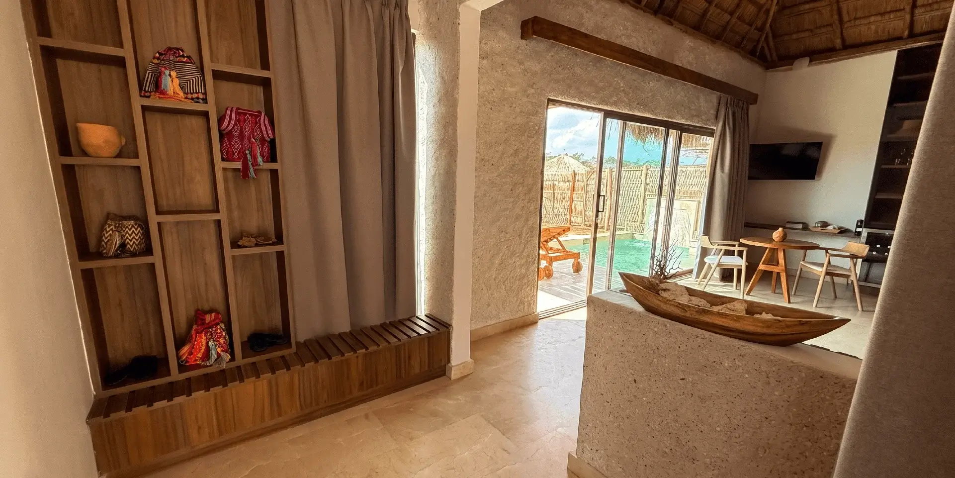 on-vacation-colombia-destino-la Guajira-Hotel Wayira Beach-Anasü entrada-8