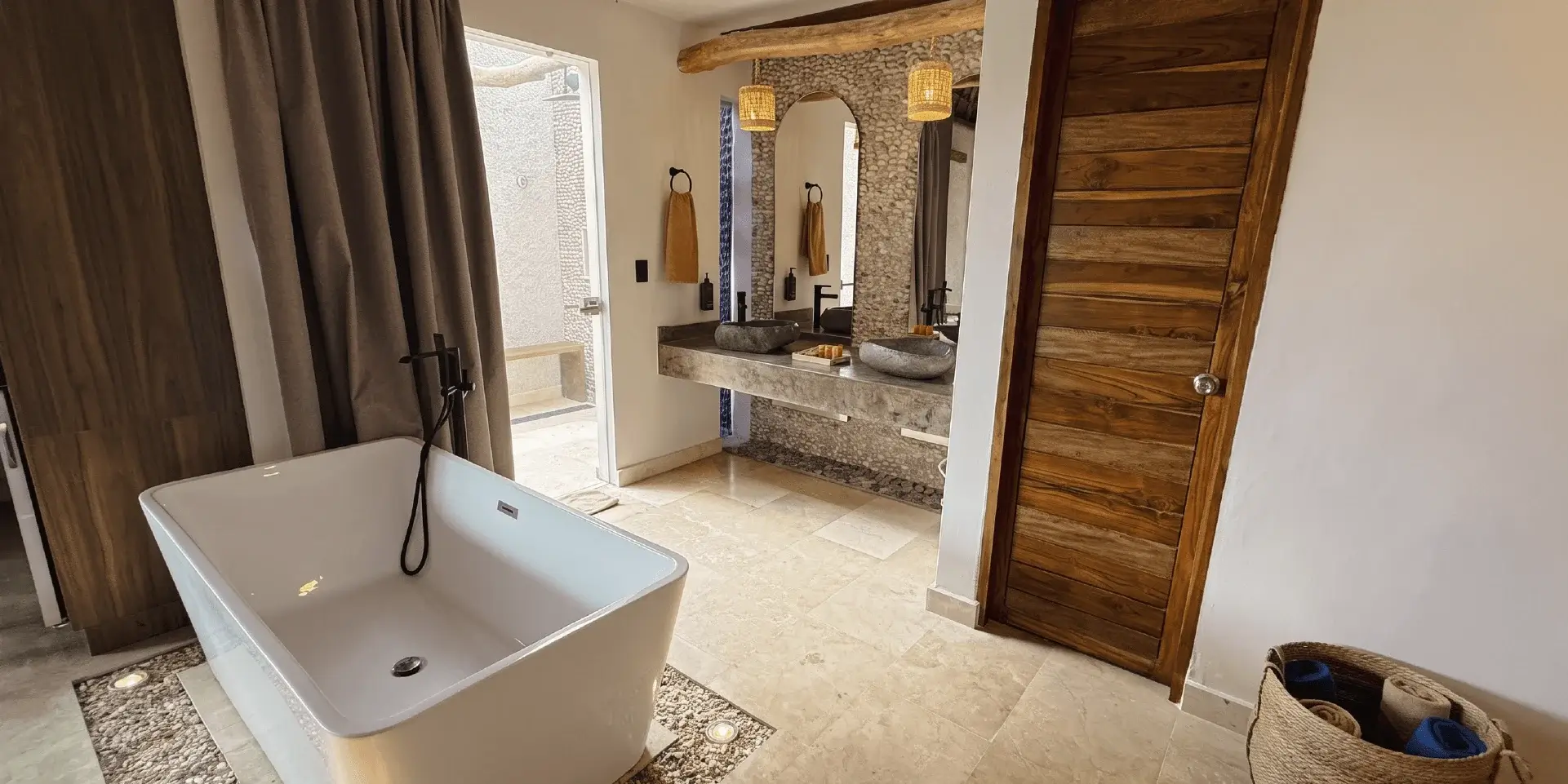 on-vacation-colombia-destino-la Guajira-Hotel Wayira Beach-Anasü tina baño-8